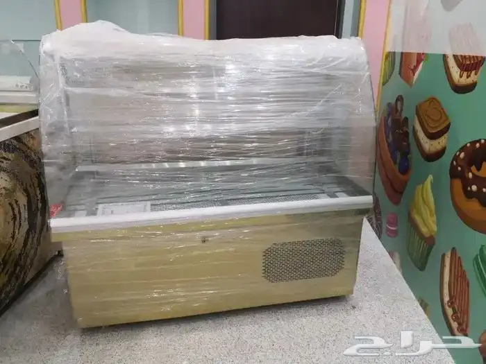 ثلاجات عرض حلويات (ALFURAT) ذهبي أحجام مختلفة 2