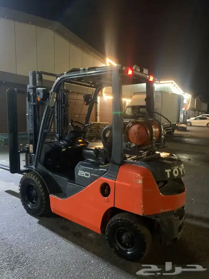 رافعه شوكيه إيجار فوركلفت  سكين 2