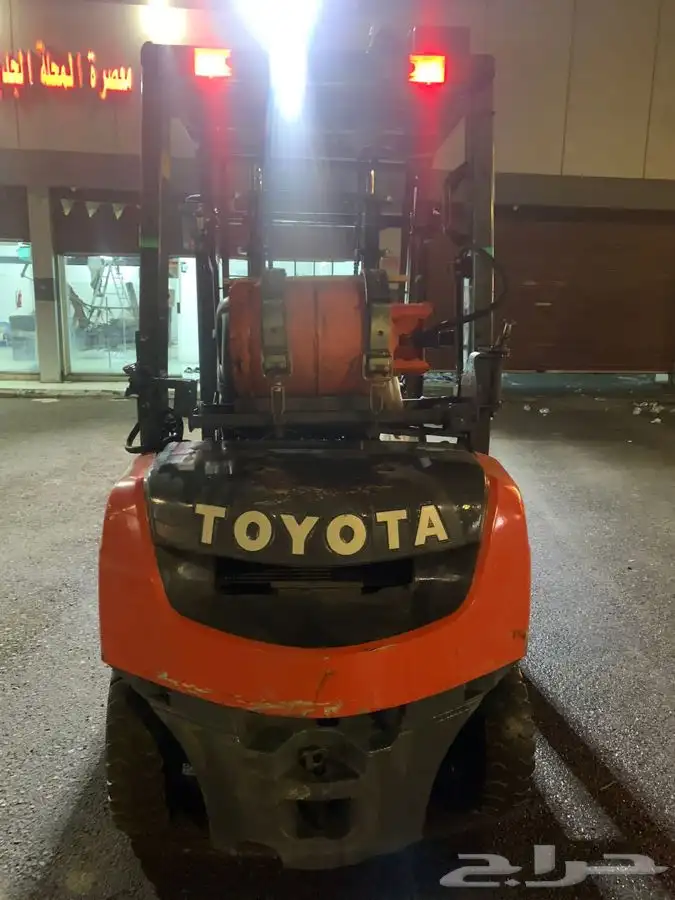 رافعه شوكيه إيجار فوركلفت  سكين 3