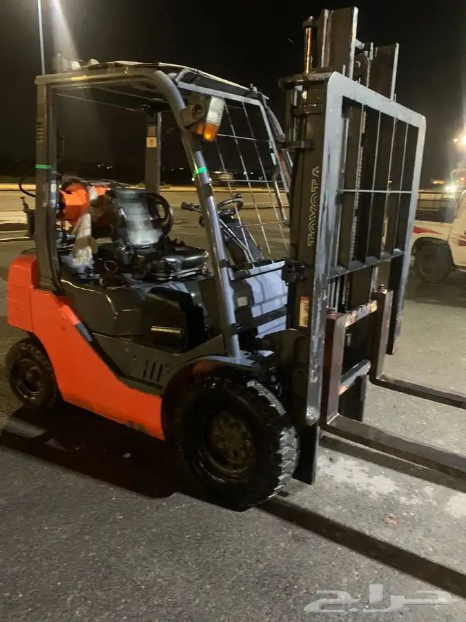 رافعه شوكيه إيجار فوركلفت  سكين 1