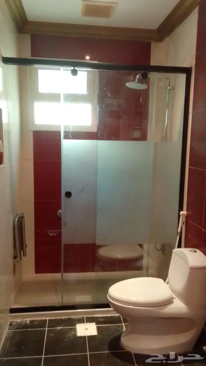 مرايا زجاج والمانويم ابواب قزاز ومروش مرايا حمامات 18