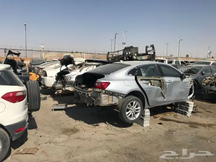 قطع غيار تشليح اصلية مستعملة تخصص يوكن تاهو سوبربان جمس شفر 5