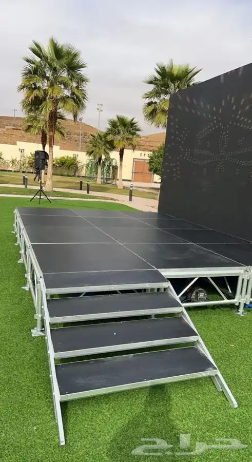 تأجير وبيع مسرح خشب 0