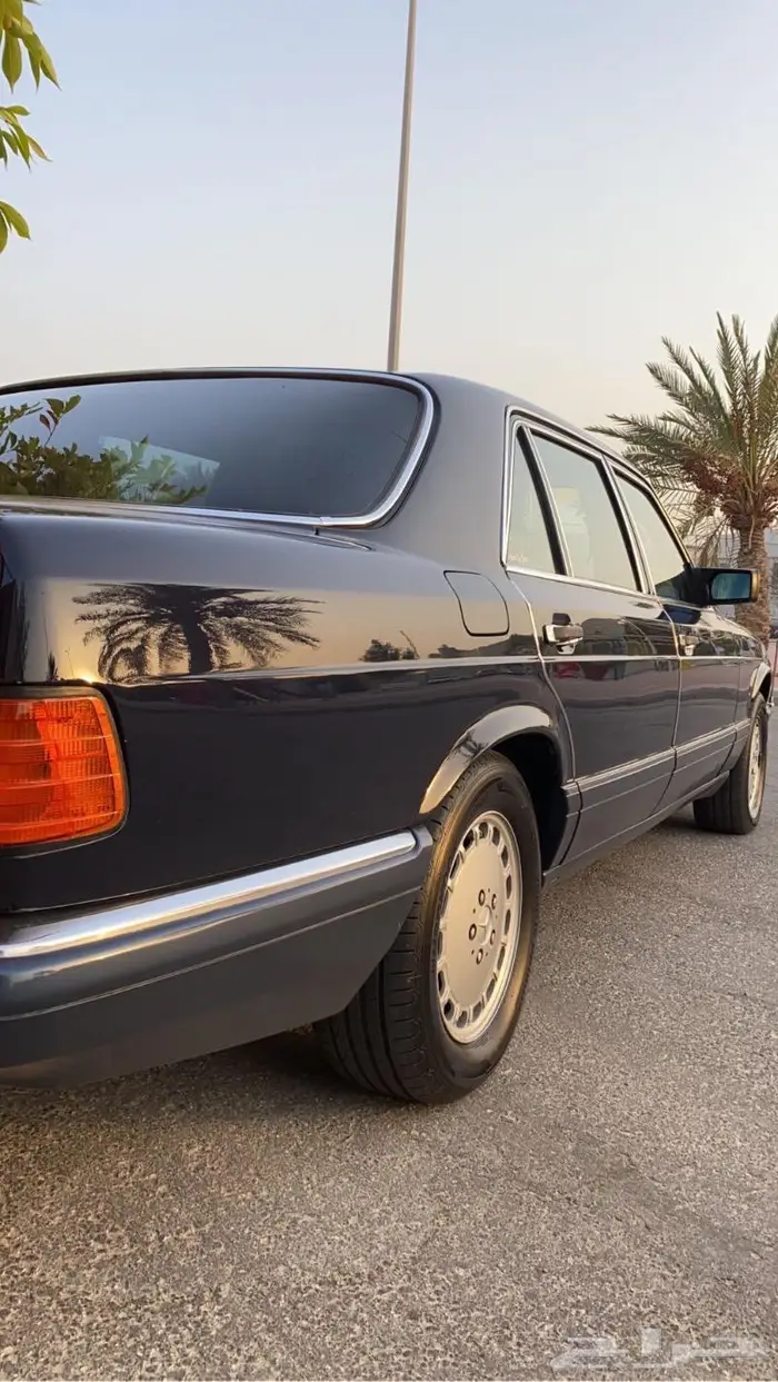 للبيع مرسدس بنز مديل 89 0