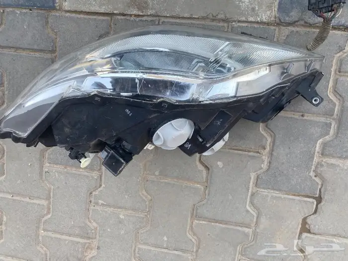 للبيع شمعات لكزس 460. LS 2