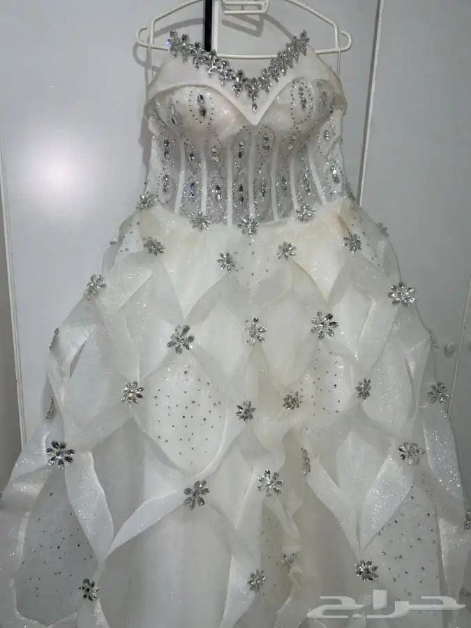 فستان عرس زواج ومسكه للبيع 1