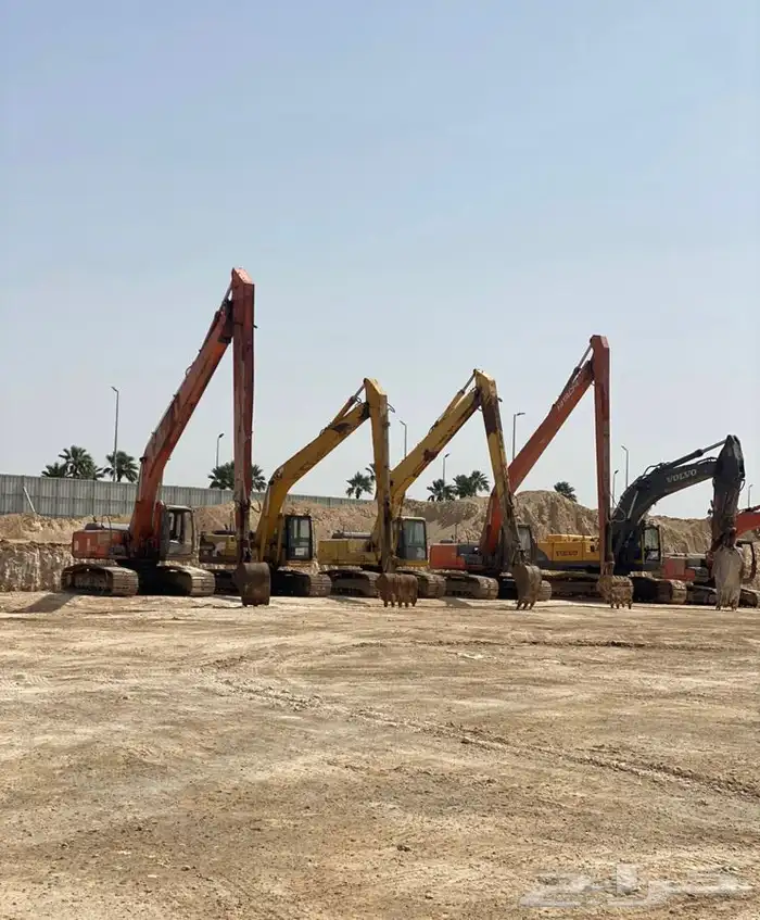حفارات ( بوكلين )بوم طويل بكت ودقاق ( Long Boom Excavators ) 0