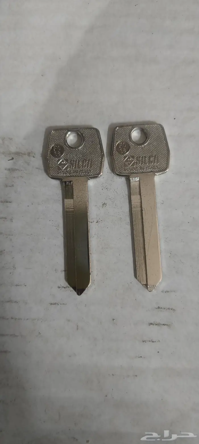 مفاتيح لسيارات فورد القديمة بدون شريحة 1