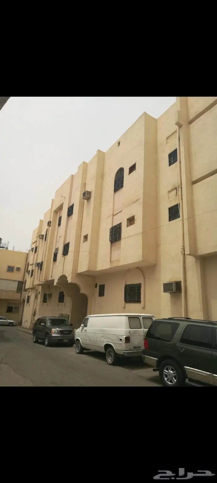 للبيع عمارة مع ثلاثة بيوت شعبية 4
