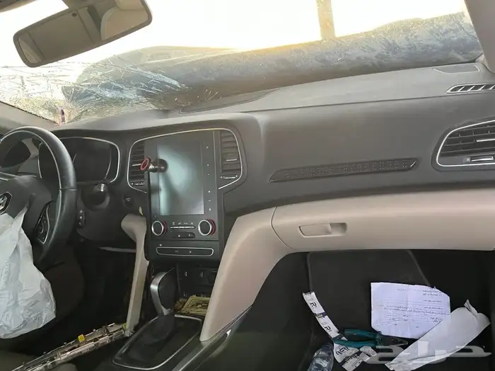 قطع رينو ميجان 2021 3