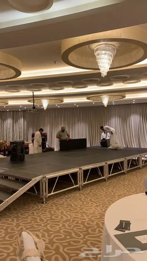 تاجير استيج مسرح خشب 0