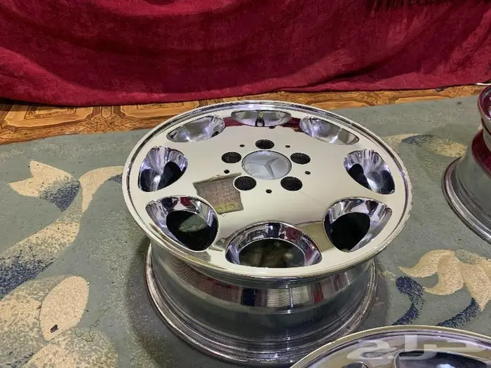 للبيع جنوط مرسيدس شبح كروم نيكل بحالة ممتازة 4