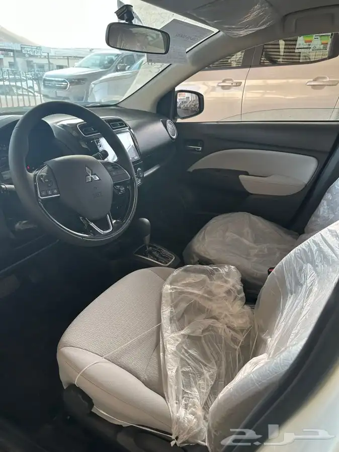 متسوبيشي اتراج GLX 2023 4