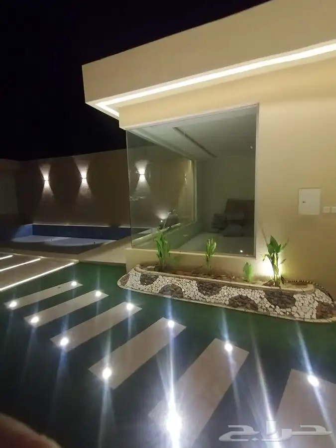زجاج سكريت وزجاج استركشر 6