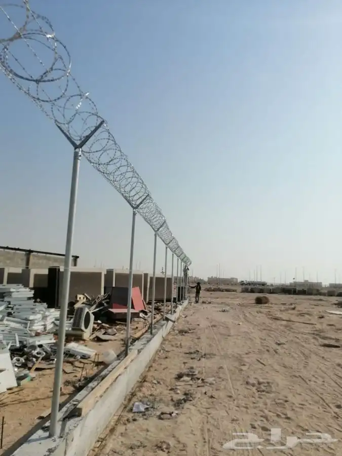 تركيب وتنفيذ شبوك وسياجات fence 0