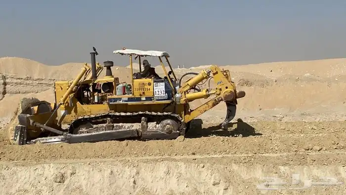 للبيع بلدوزر دركتر D155A-2 كوماتسو على الشرط 2009 7