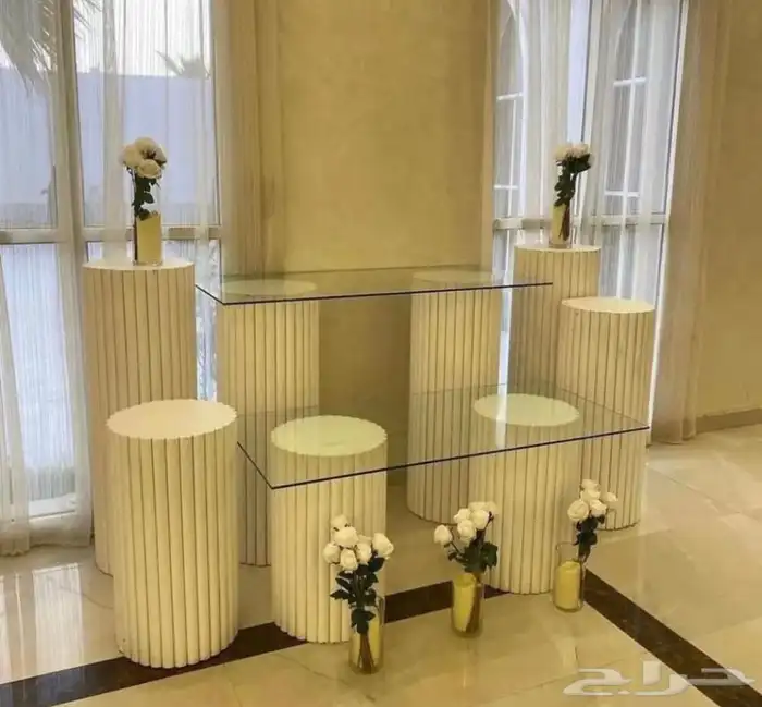 كنب كوشه طاولات كرسي 40