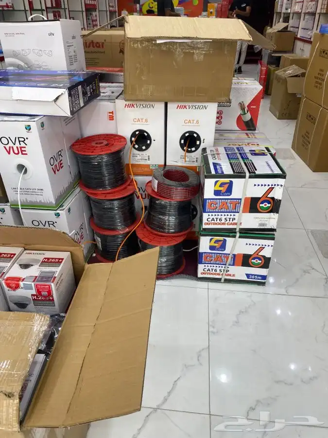 فني تركيب كاميرات مراقبه ( متجر كاميرات). جده 42