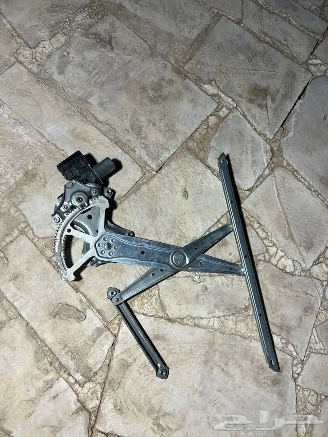 قطع غيار كامري 2018-2024 3