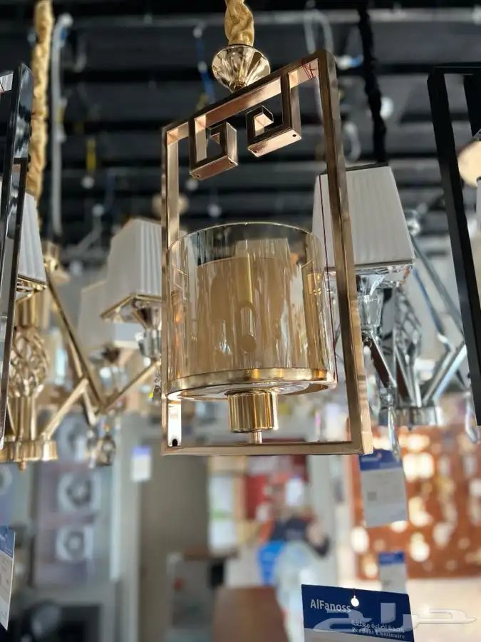 ثريات نجف 81