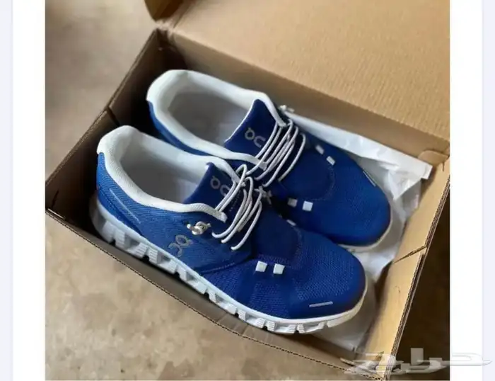 شوزات رجاليه ونسائي طبق الأصل   توصيل للمنزل 20