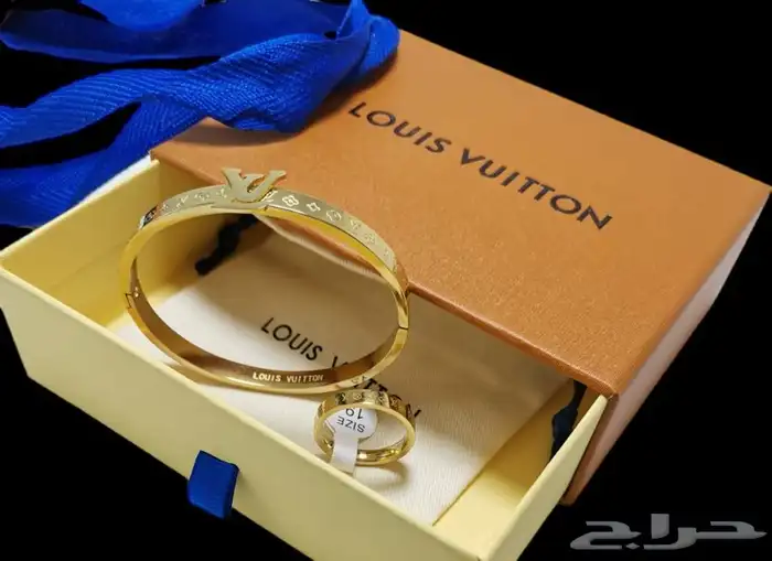 ماركات هدايا هدية لويس فيتون كارتيرجوتشي جفنشي تخفيضات 86