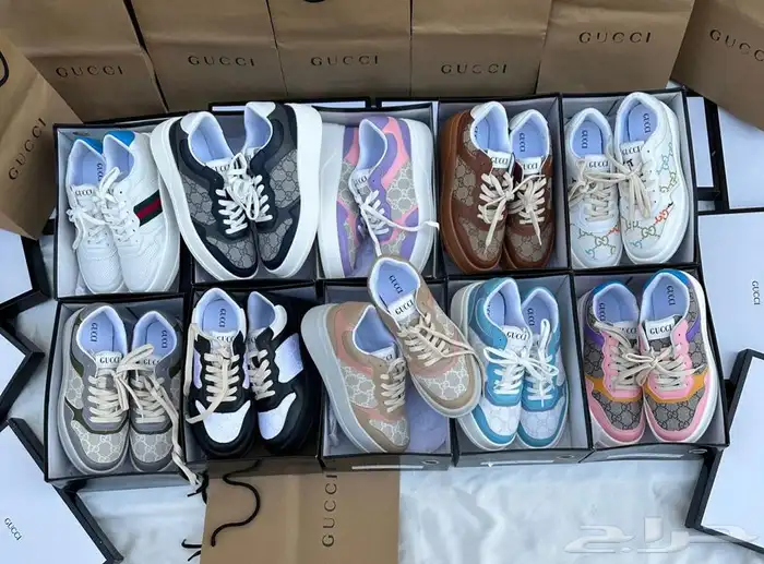 شوزات رجاليه ونسائي طبق الأصل   توصيل للمنزل 17