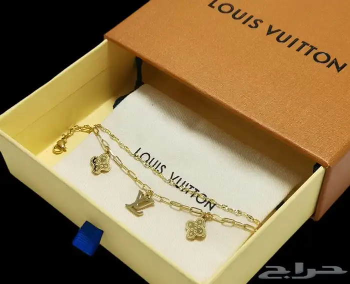 ماركات هدايا هدية لويس فيتون كارتيرجوتشي جفنشي تخفيضات 68