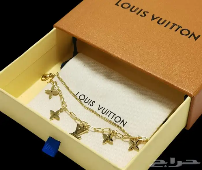 ماركات هدايا هدية لويس فيتون كارتيرجوتشي جفنشي تخفيضات 67