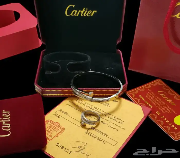 ماركات هدايا هدية لويس فيتون كارتيرجوتشي جفنشي تخفيضات 52