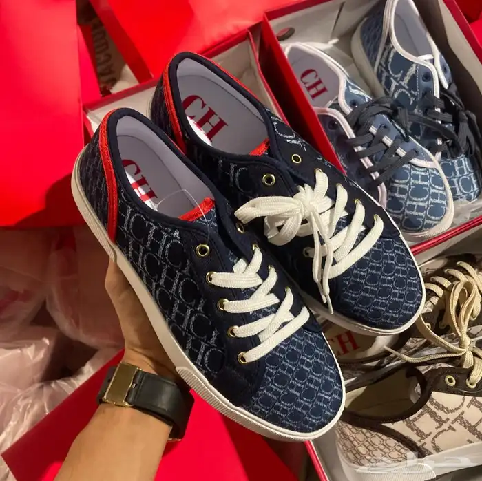 شوزات رجاليه ونسائي طبق الأصل   توصيل للمنزل 4