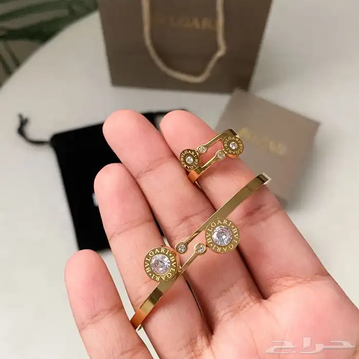 ماركات هدايا هدية لويس فيتون كارتيرجوتشي جفنشي تخفيضات 29