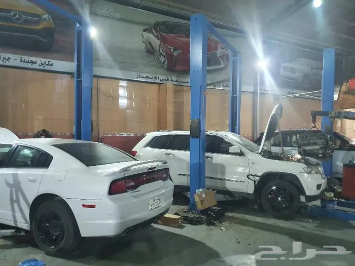 مركز صيانة جيب درانجو رانجلر كرايزلر تشارجر 8