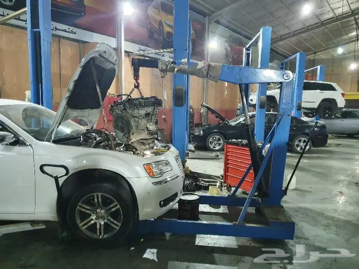 مركز صيانة جيب درانجو رانجلر كرايزلر تشارجر 10