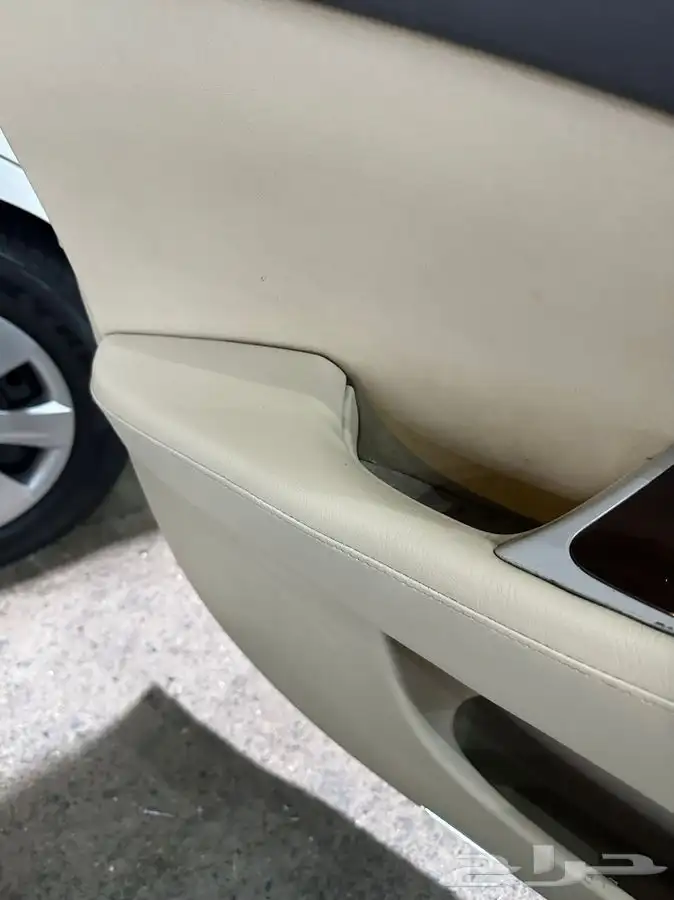 تنجيد طبلون وديكور الباب لكزس 2007 2012 8