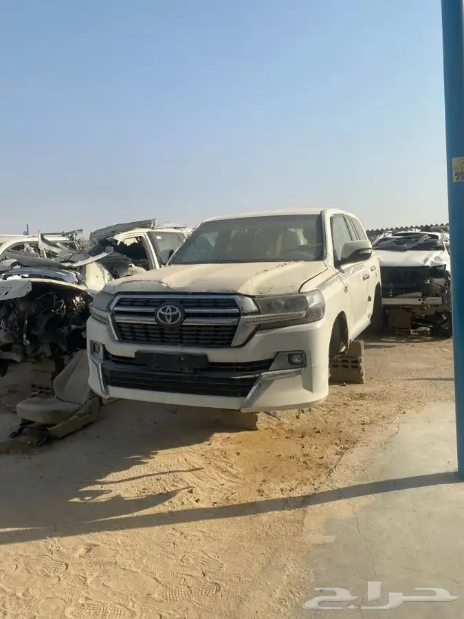 مندوب قطع غيار تشليح تشاليح الحاير والسلي 8