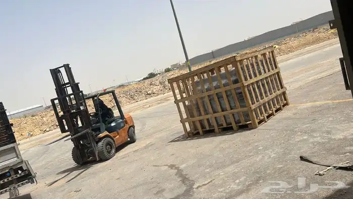 دينات للايجار وروافع شوكيه فوركلفت مع السائق 7