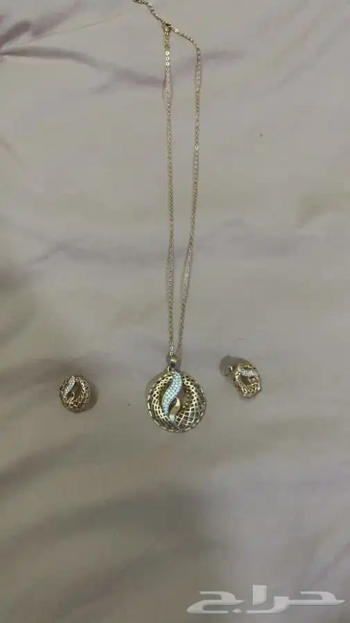 سوره بديل الذهب وطقم صغير وساعات 2