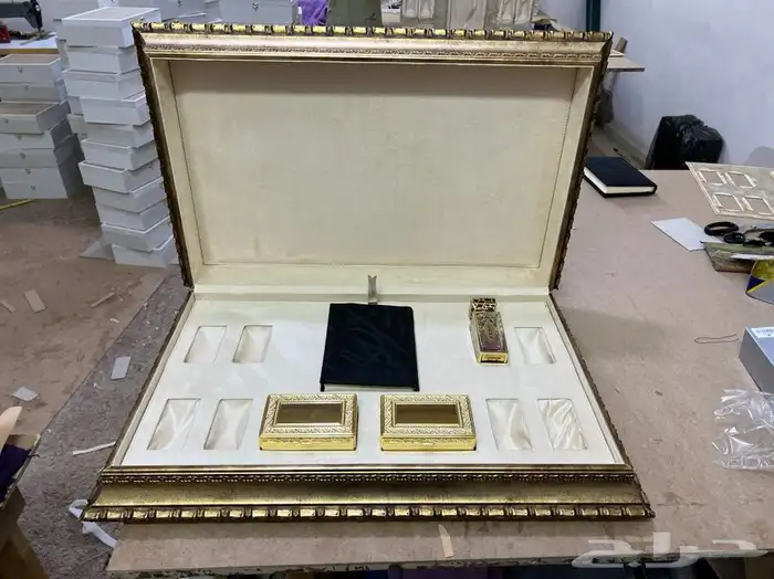 تصنيع علب الهدايا والشبكات ومصنع علب الدروع 21