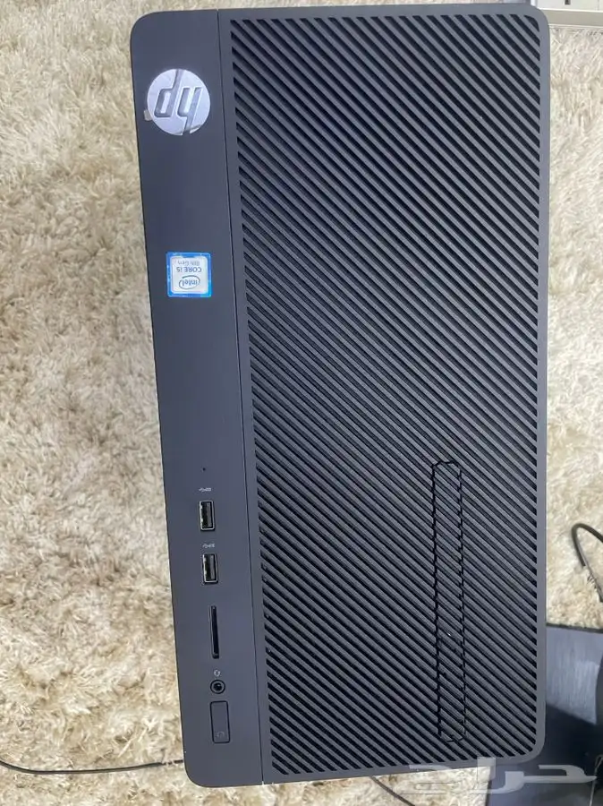 كمبيوتر i5 الجيل الثامن SSD سريع جدا قوي مونتاج وهندسة 17