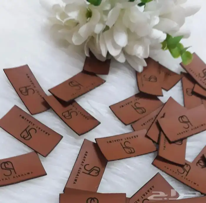 بوكسات بوكسات عبايات أكياس لوقو جلد ليبل قماش ستكر كروت تاق 27