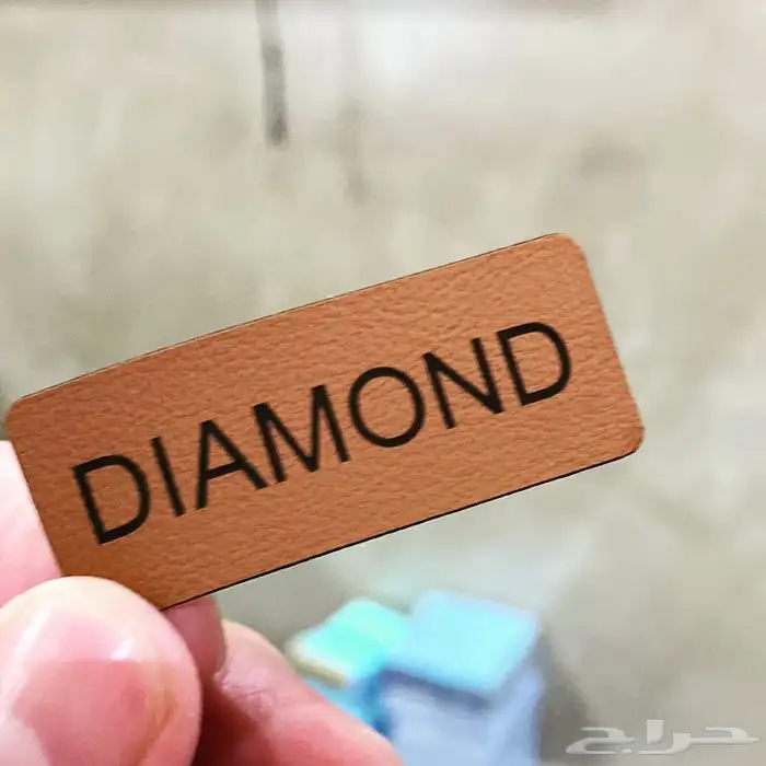 بوكسات بوكسات عبايات أكياس لوقو جلد ليبل قماش ستكر كروت تاق 90