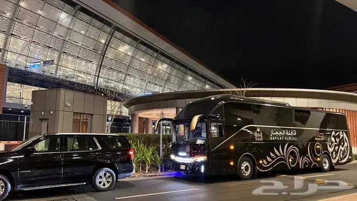 باص للايجار وسيارة بالسائق 24