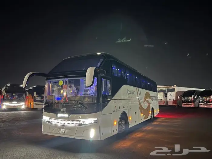 باص للايجار وسيارة بالسائق 28