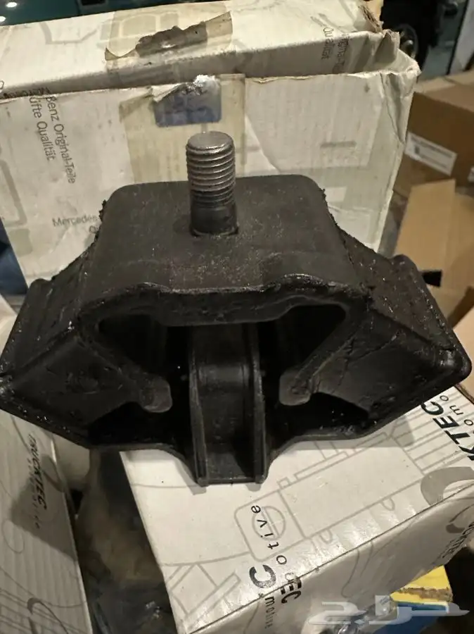 قطع غيار مرسيدس 560 300 260 500 280 w126 من موديل 1980-1991 28