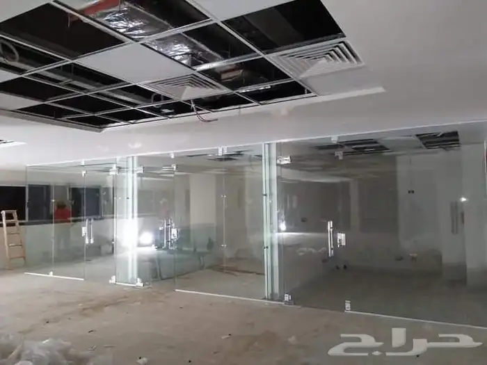 زجاج قواطع ومكاتب وتقسيم زجاج سكريت وقواطع المساجد 13