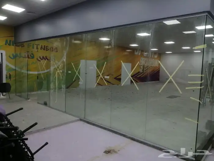 زجاج قواطع ومكاتب وتقسيم زجاج سكريت وقواطع المساجد 1