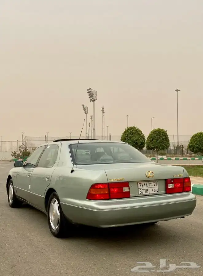 لكزس LS 400 ( مباع ) 8