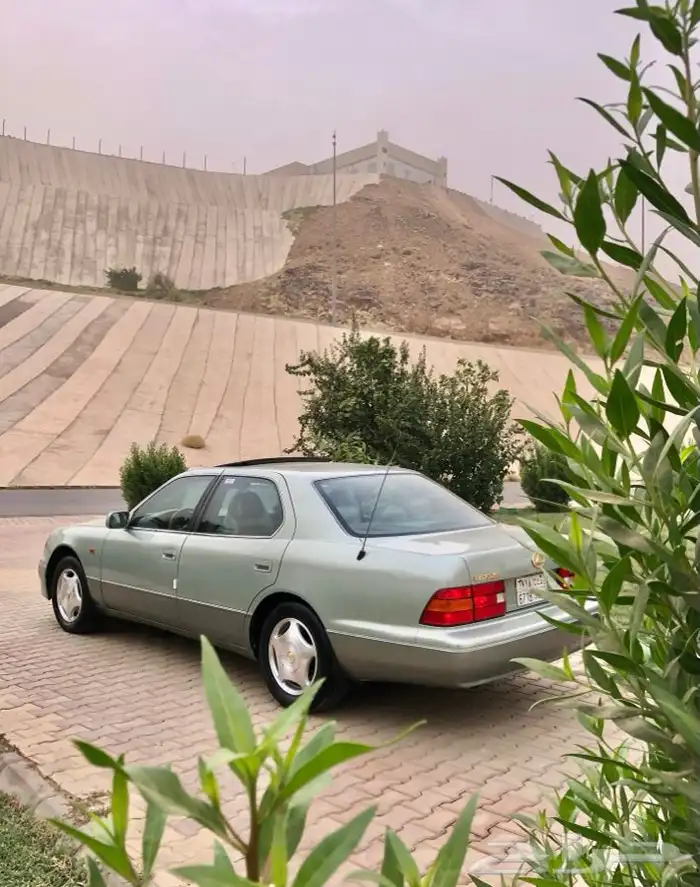 لكزس LS 400 ( مباع ) 25