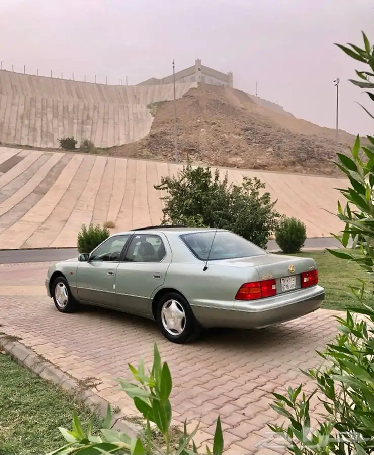 لكزس LS 400 ( مباع ) 26